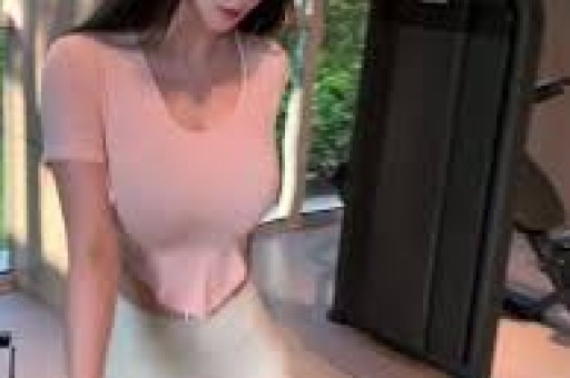 74岁刘晓庆再曝大瓜！和助理同居6年未离婚百亿婚姻是空壳骗局