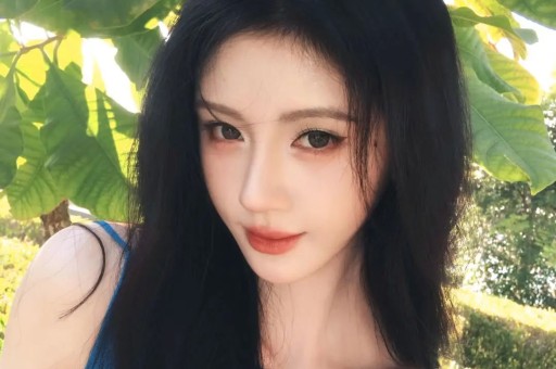 陪玩陪睡仅是冰山一角认干爹舔手指拜高踩低实在荒唐！